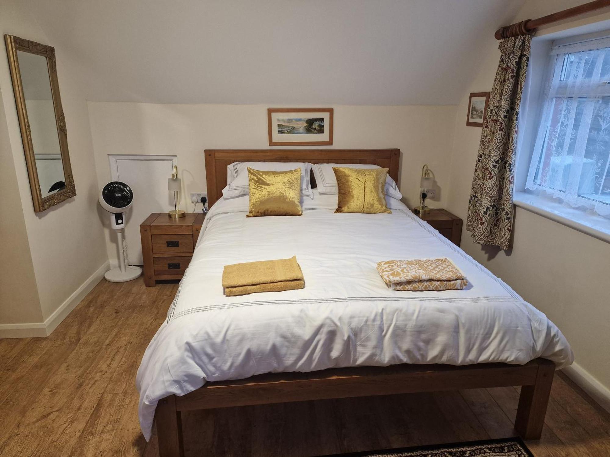 Woodvale Bungalow Little Haven エクステリア 写真