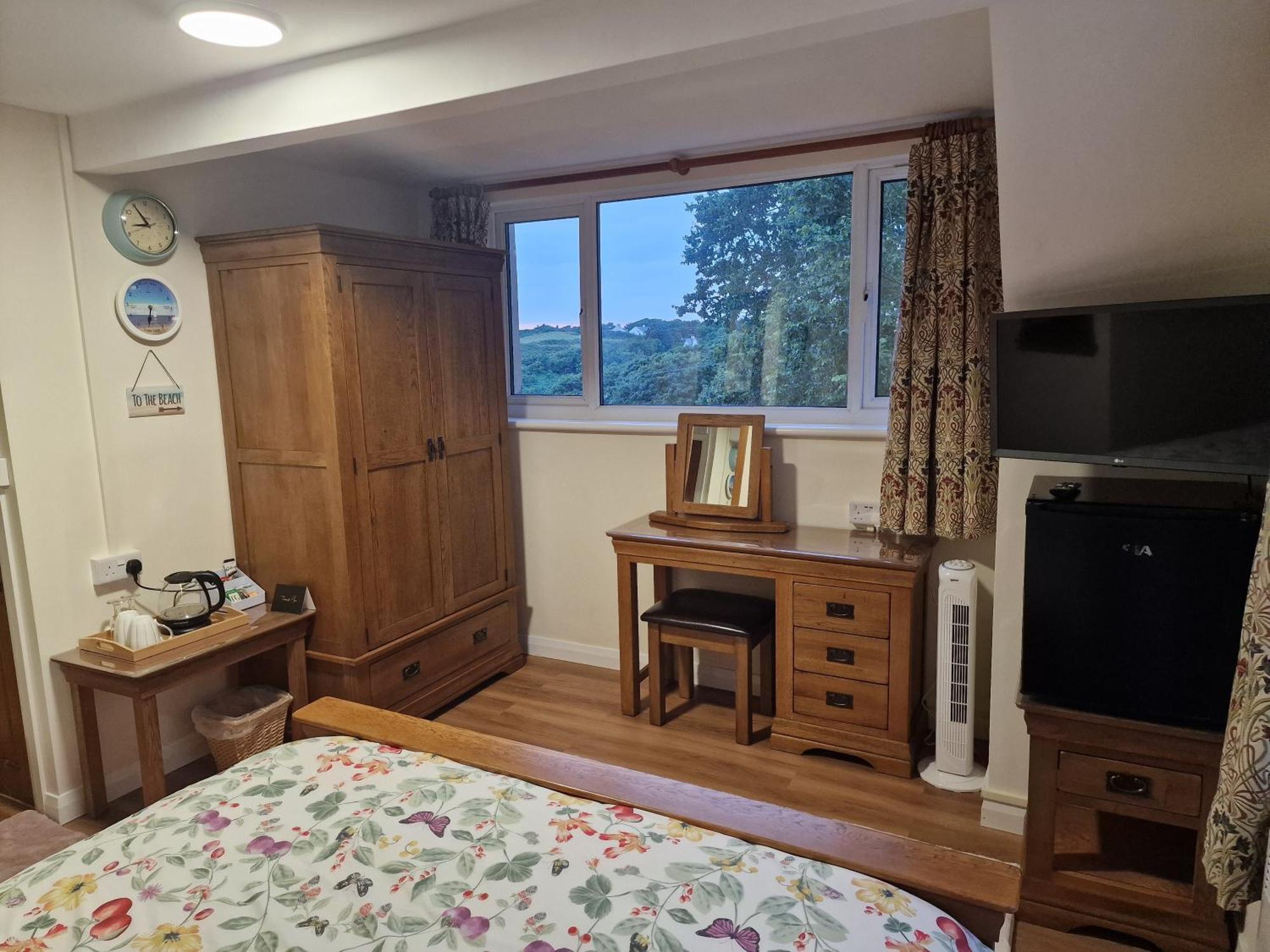 Woodvale Bungalow Little Haven エクステリア 写真